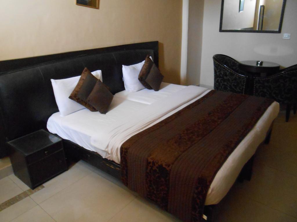Fabexpress Lloyd House Hotel New Delhi Cameră foto