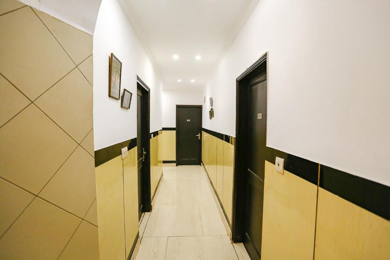 Fabexpress Lloyd House Hotel New Delhi Exterior foto