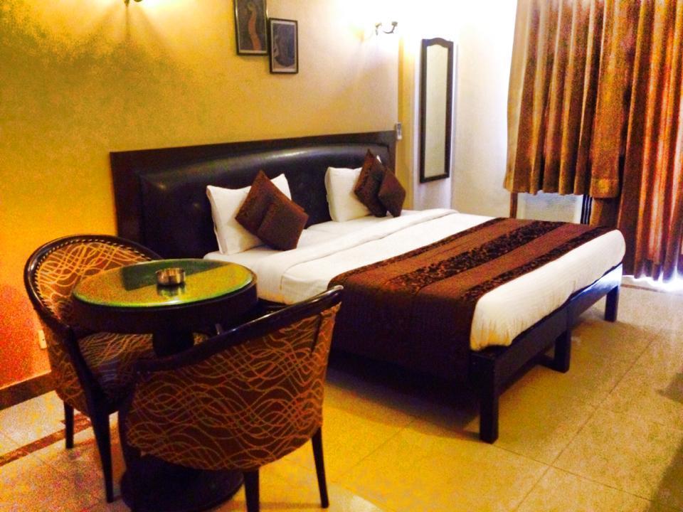 Fabexpress Lloyd House Hotel New Delhi Exterior foto